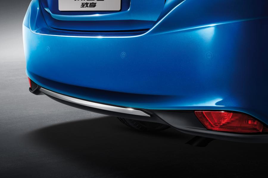 Детали экстерьера Toyota Yaris L Sedan 2016 года  (CN) (фото 11 из 17)